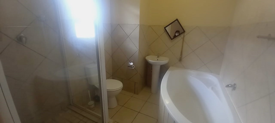 2 Bedroom Property for Sale in Noordhoek Free State